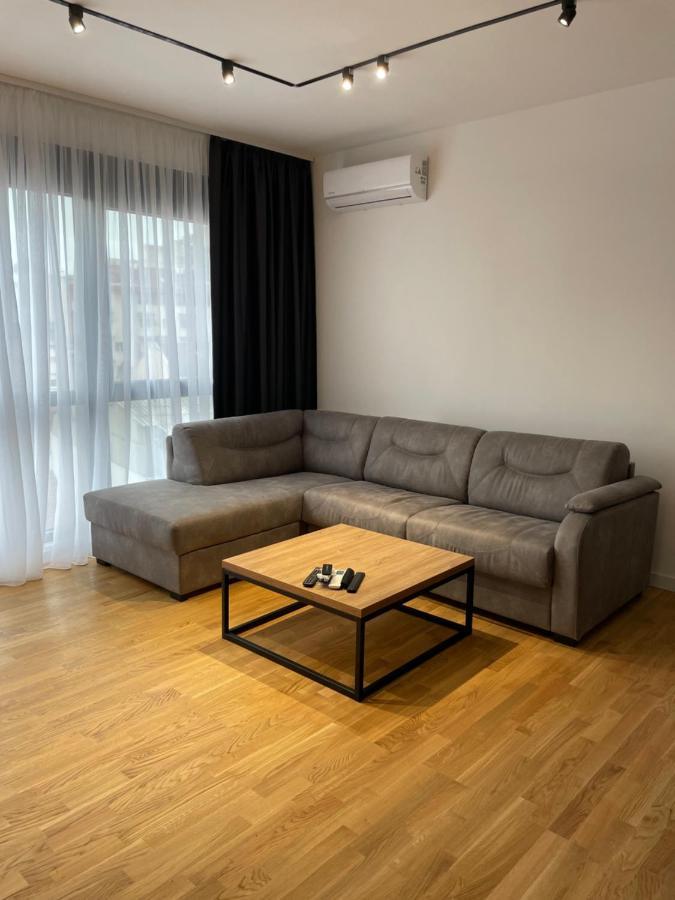 Leo Lux 2 Apartment Ni Екстериор снимка